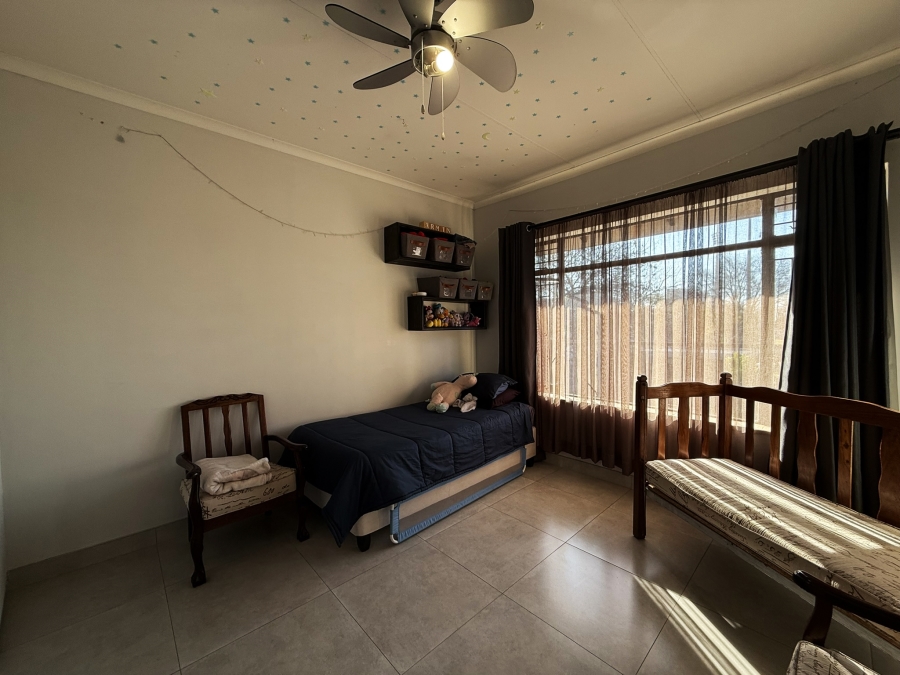 5 Bedroom Property for Sale in Heilige Akker North West